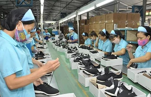 Looking forward to 2022, Vietnam's leather and footwear industry is expected to get out of the woods