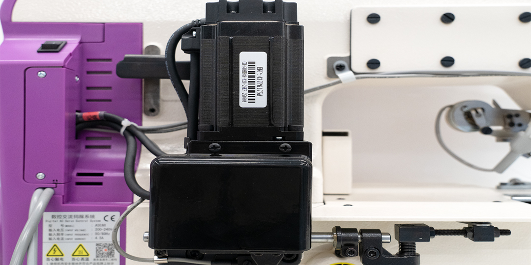 "电脑控制抬压脚和剪线（绷缝通用图）.jpg"